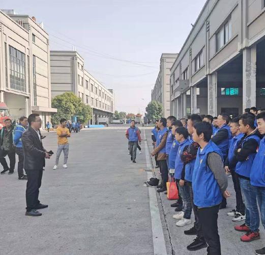 富士康翰林院《如何做好职业健康管理》课程｜综保区首讲