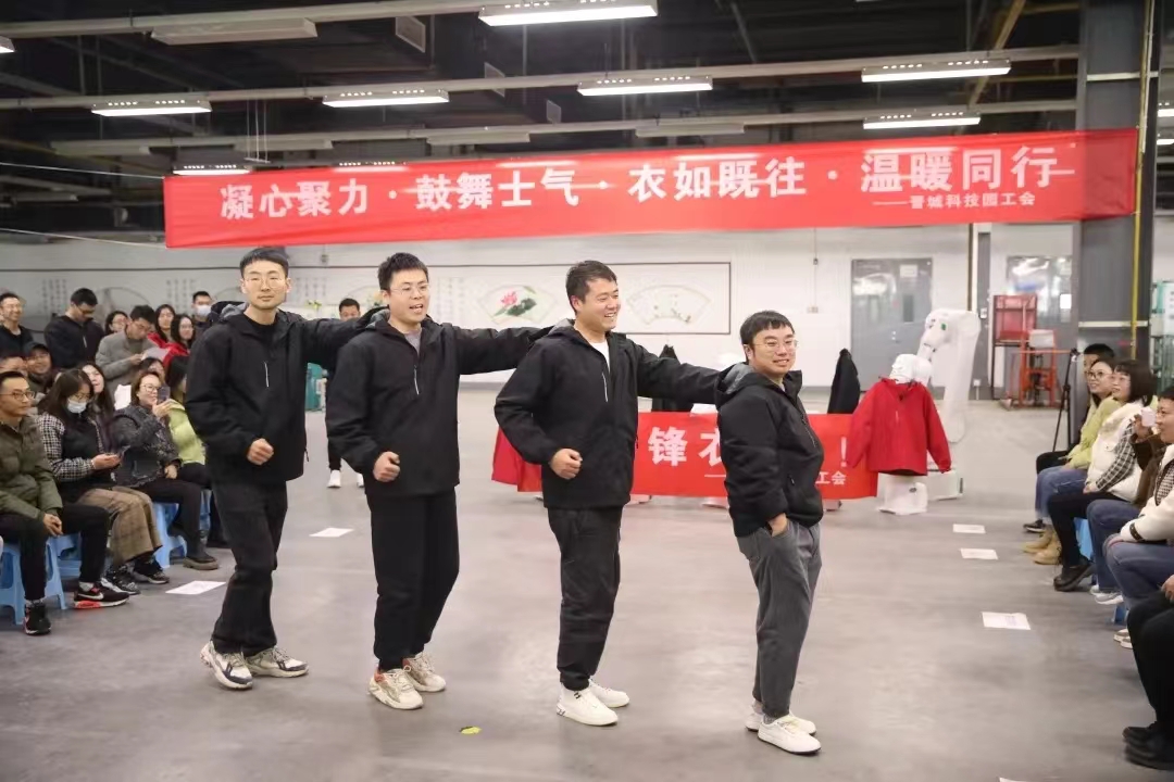 富士康母公司鸿海集团宣布终止电动汽车OEM计划，明确将资源转向人工智能计算服务。